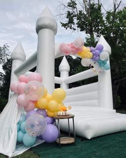 White Modern Bounce House 