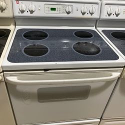 White Stove Ge 