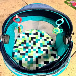 Fisher-Price On-The-Go Baby Dome