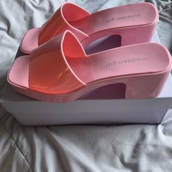 Pink Heels Is