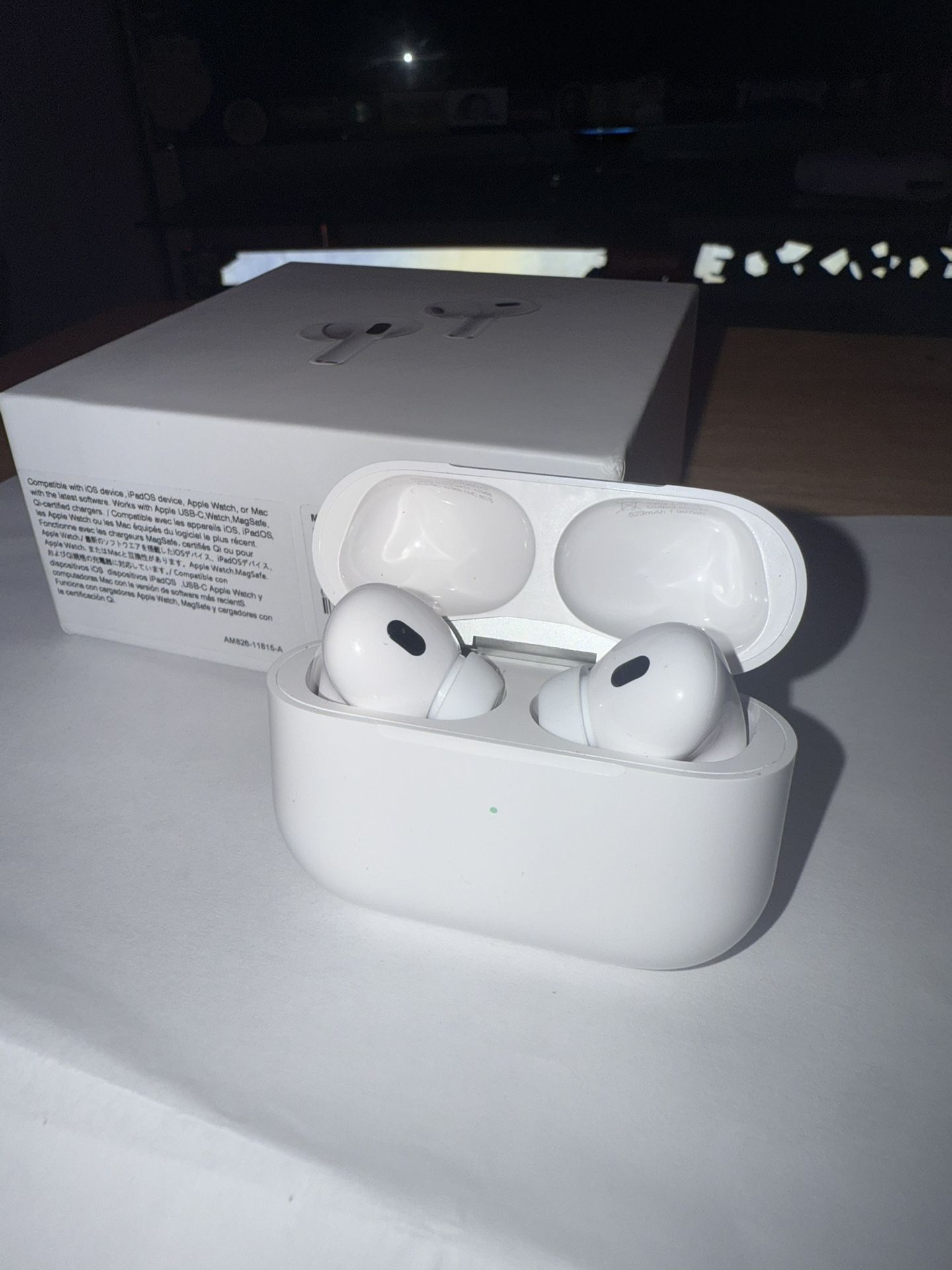 REAL Apple AirPods Pro (2nd Gen) with Active Noise Cancellation 