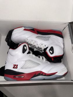 Jordan 5 fire red Sz 5.5y