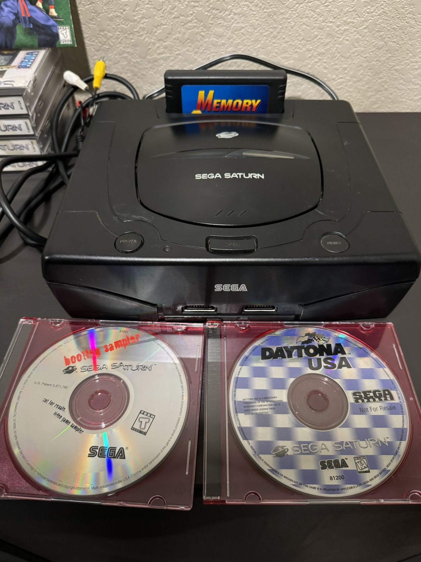 Sega Saturn MK-80000A, with 2 Controllers