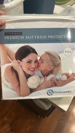Waterproof mattress protector