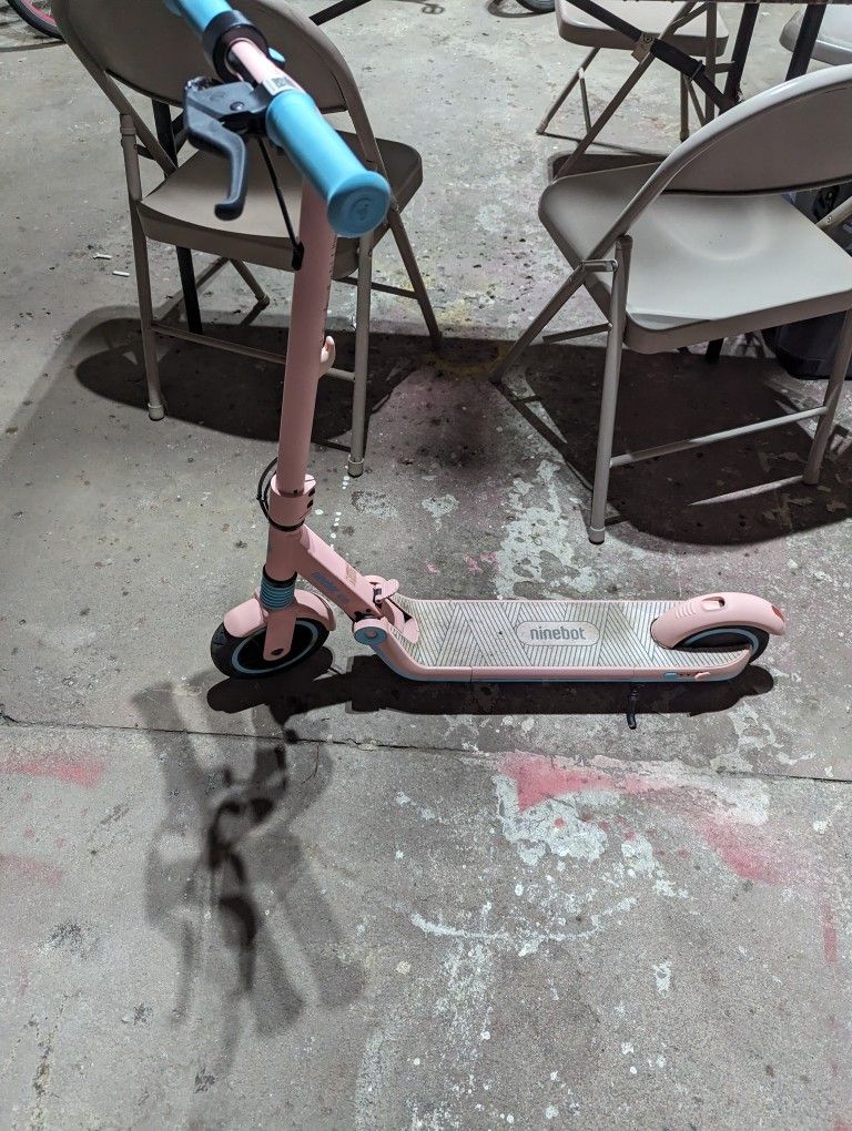 Scooter E8 Ninebot