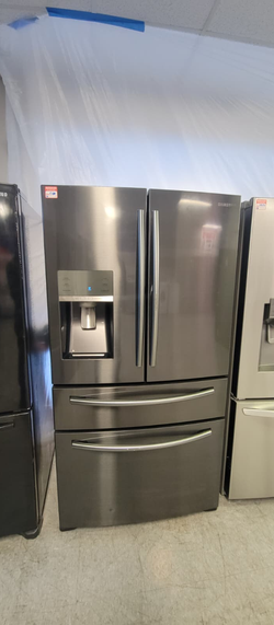 Samsung 4‑Door French Door Fridge – Black Stainless, Water & Ice