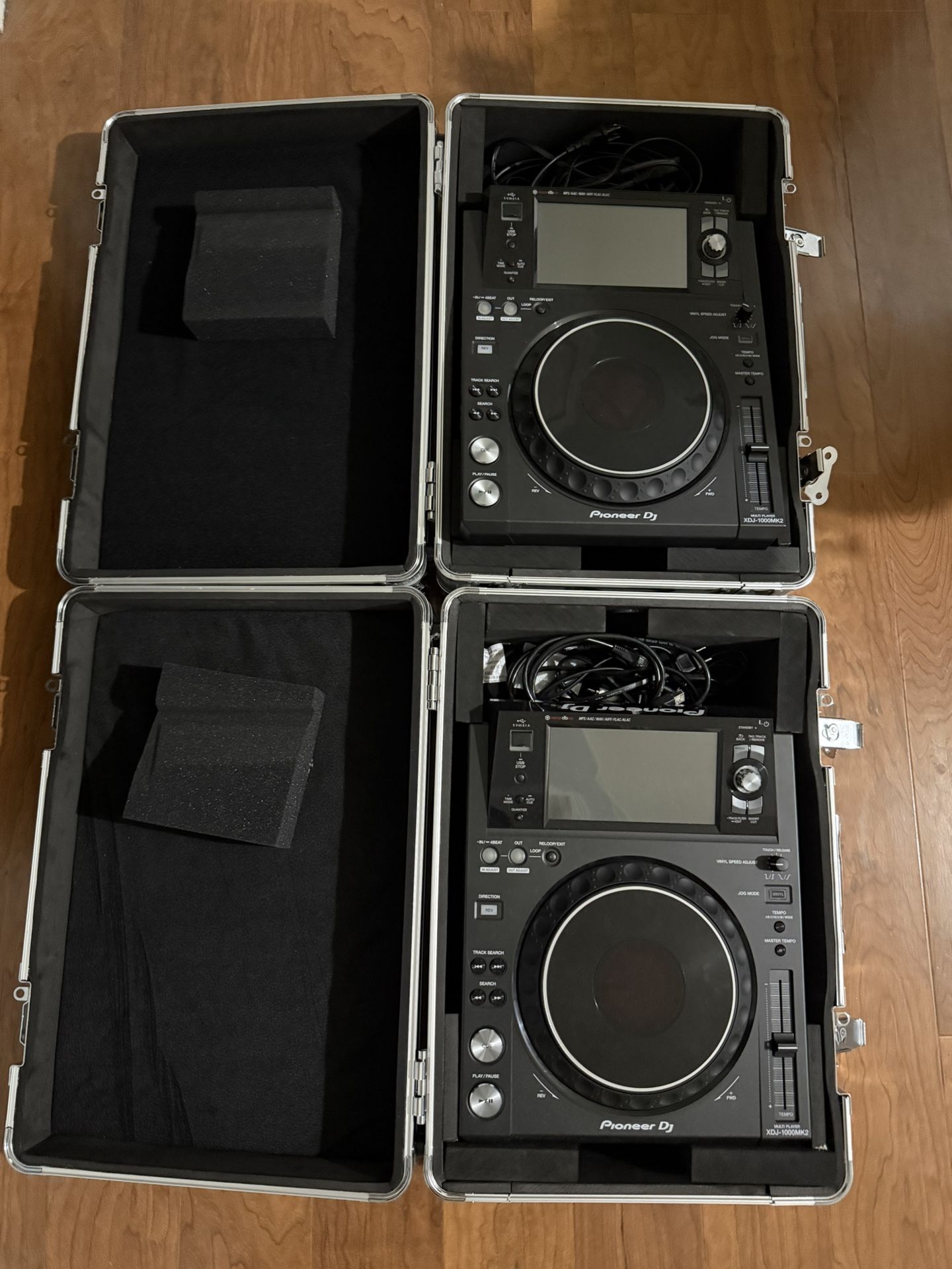 Pioneer DJ XDJ 1000MK2 Pair