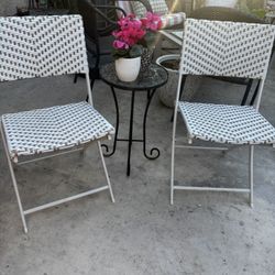 2 Patio Chairs