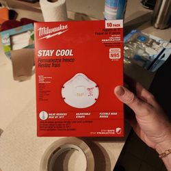 (4) Boxes Milwaukee N95 Stay Cool Mashs. 10per Box 