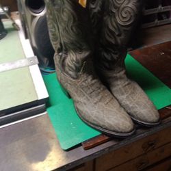 Tony Lama Grey Gator Skin Cowboy Boots 