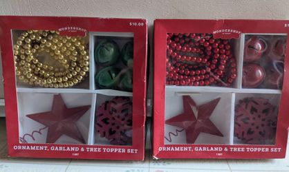 Ornament set