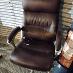Like new Never Used Lazy boy Office Chair 