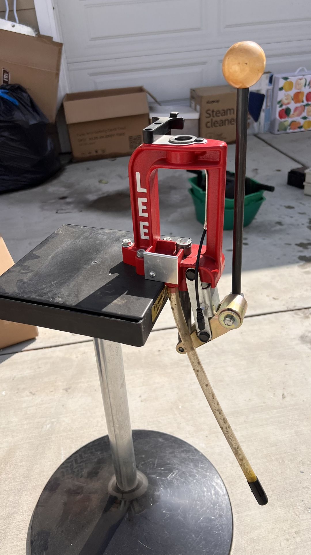 Manual Reloading Equipment