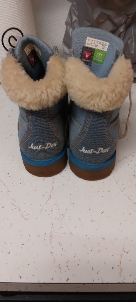 Kids Blue Timberland Boots Size 4.5 