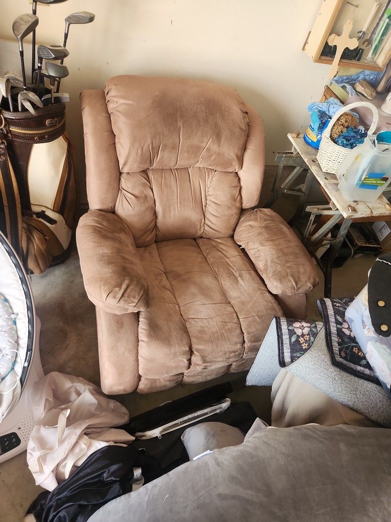 Recliner Chair