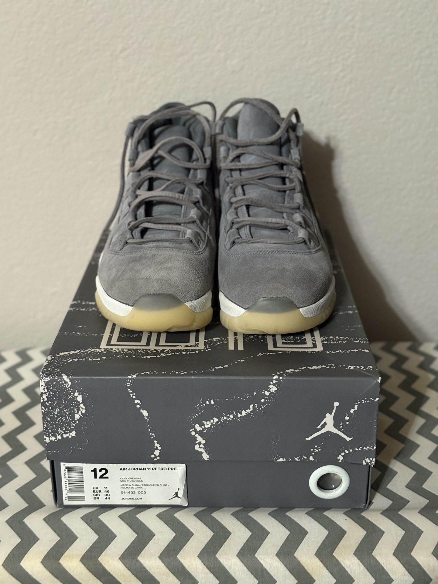 Jordan 11 Retro Pinnacle Sz 12
