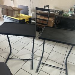 2  Foldable Eating Tables