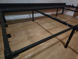 Free KING SIZED bed!!