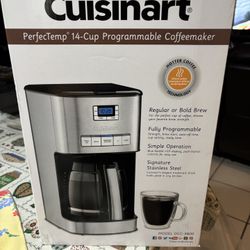 Cuisinart 14 Cup Programmable Coffeemaker 