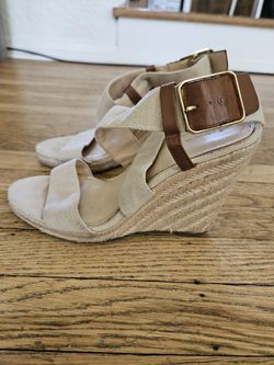 Banana Republic Wedge Ivory Canvas Sandals 7
