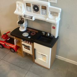 Kids Play Kitchen 