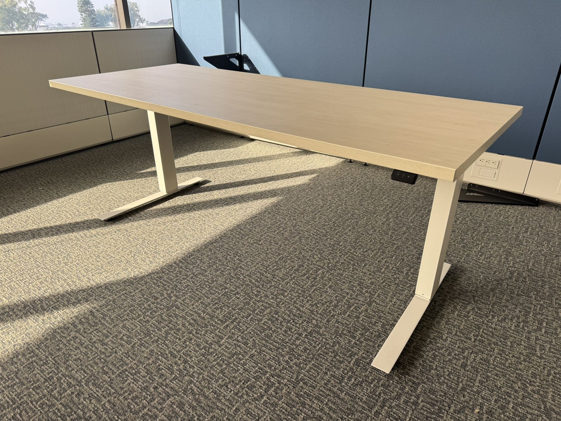 2021 model Haworth dual motors electric sit to stand