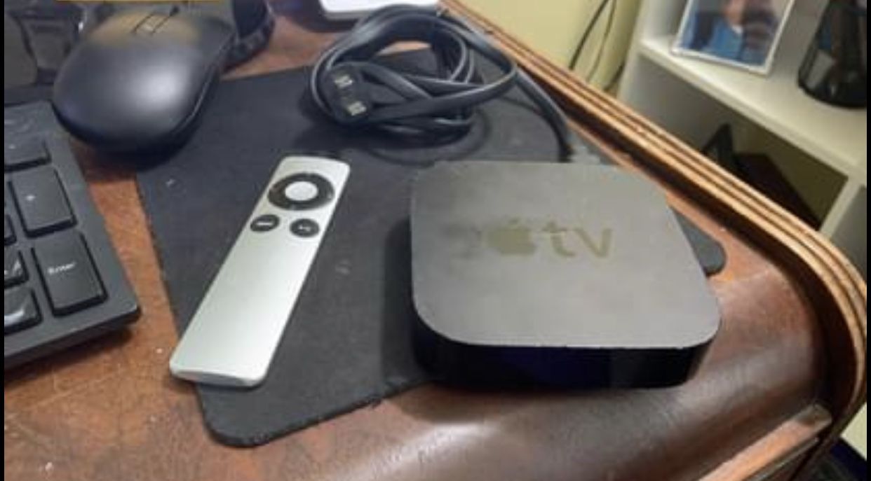 Apple TV with Remote. 3rd Generation