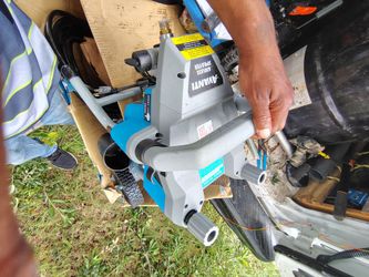 Paint sprayer machine