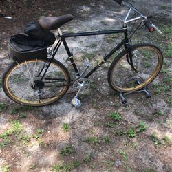 Vintage Black Ross Road Bike 26”