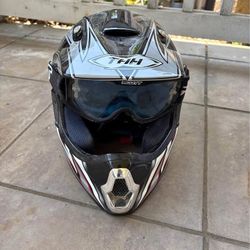 Moto/ Dirtbike Helmet 