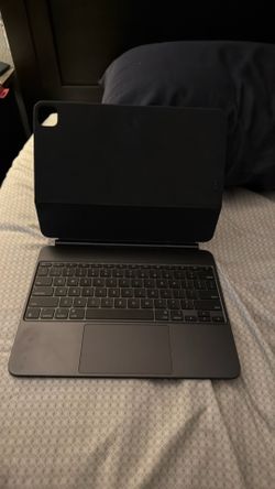 Magic Keyboard for iPad Pro M4/M5 13in