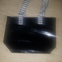 Black Purse
