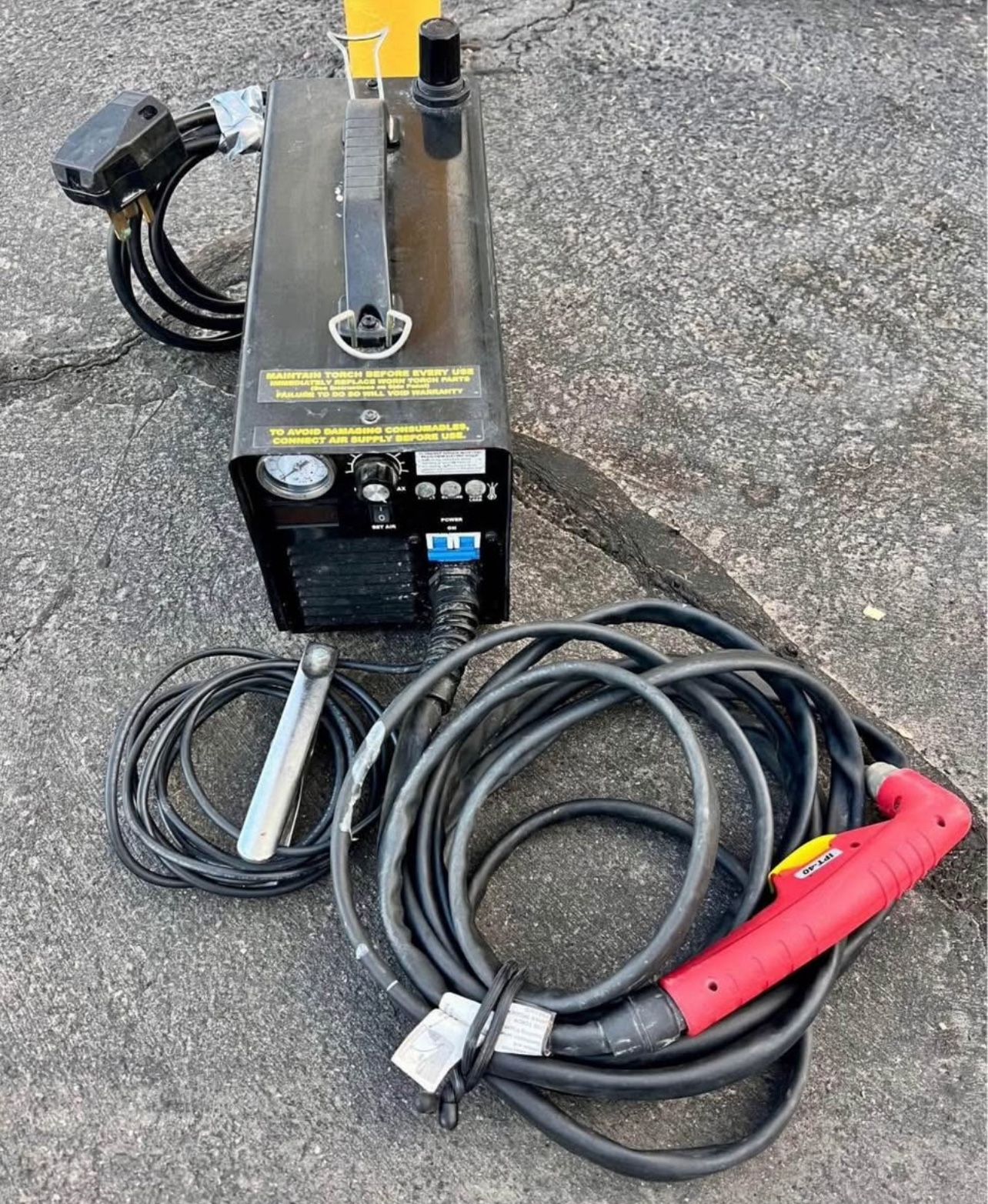 Chicago Electric 240V Inverter Plasma Cutter
