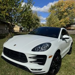 2015 Porsche Macan