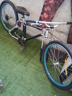 GT  STS FULL SUSPENSION MOUNTAIN BIKE