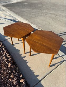 Set of 2 Vintage Ethan Allen Wood Envelope Side Tables