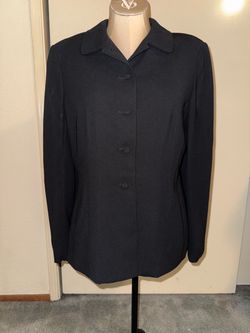 Women’s professional Jones New York black blazer suit (size 12)