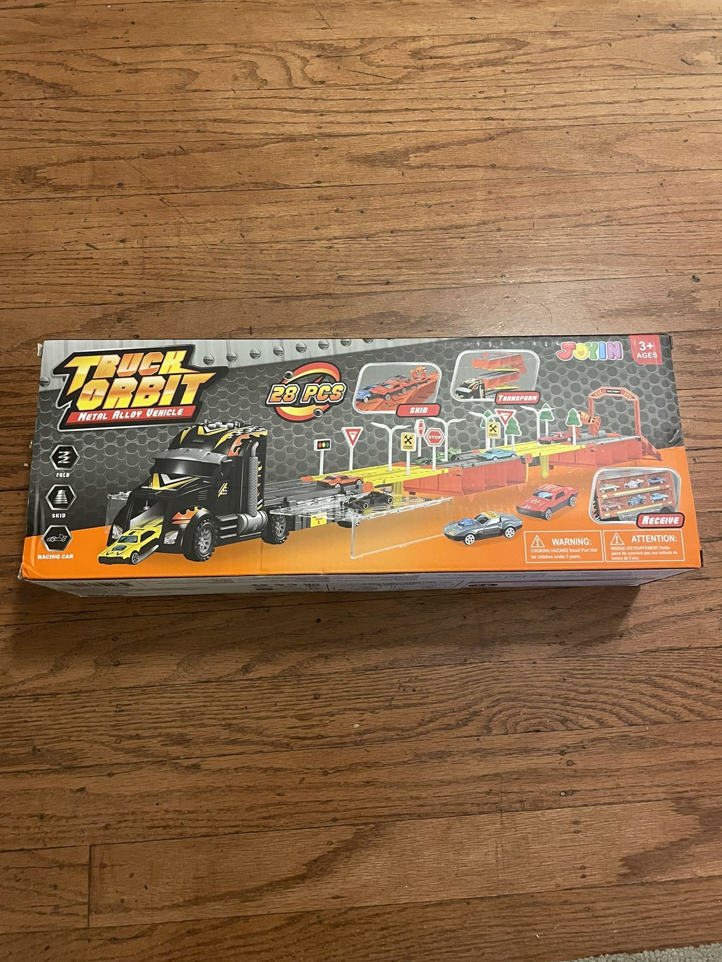 JoyIn Truck Orbit With Metal Alloy Vehicles