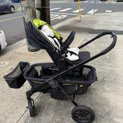 Evenflo Pivot Xplore