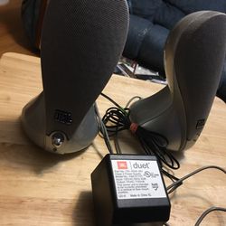 plug in powered amplified speakers