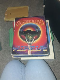 Grateful Dead the official book of the Dead head
