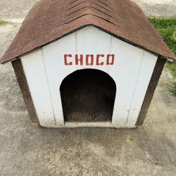 DOG  HOUSE For SALE 