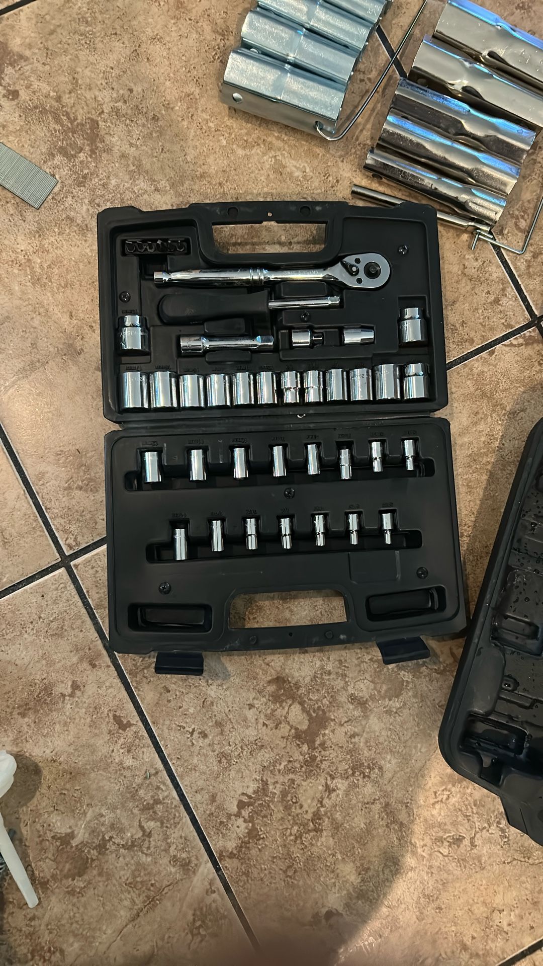 10 Pc Socket And Husky 1/4 In Set