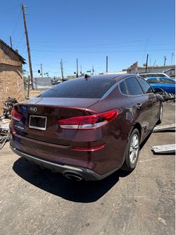 2019 Kia Optima LX Auto for parts