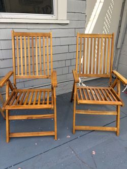 Acacia Wood folding chairs
