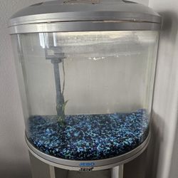 FISH TANK / AQUARIUM 