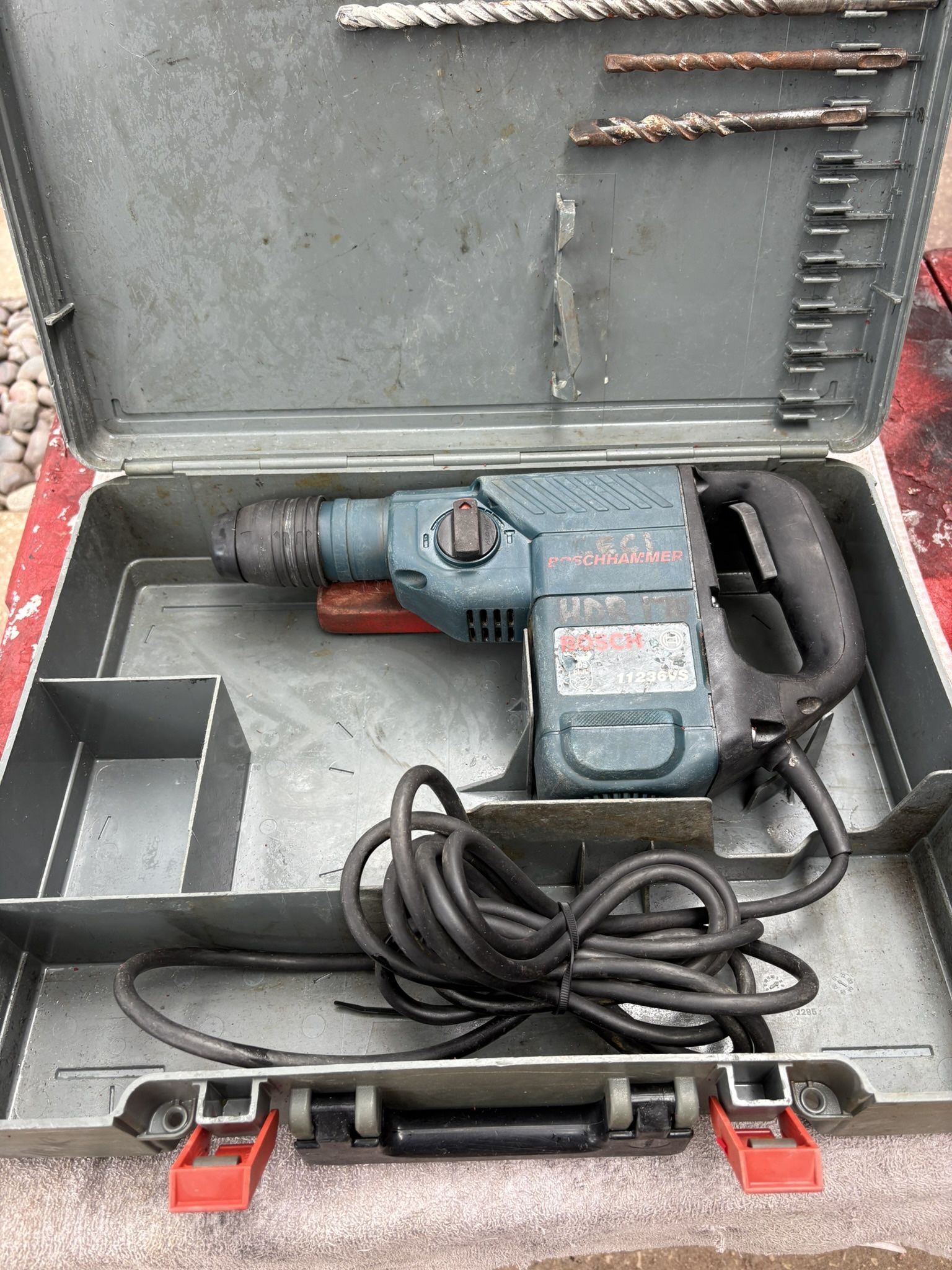 Bosch Rotary Hammer Drill-SDS-Plus 1-1/8"- 11236VS—Clean—Bits, 12’ Cord, Hard Case
