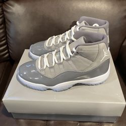 Nike Air Jordan 11 Retro Cool Grey Size 9