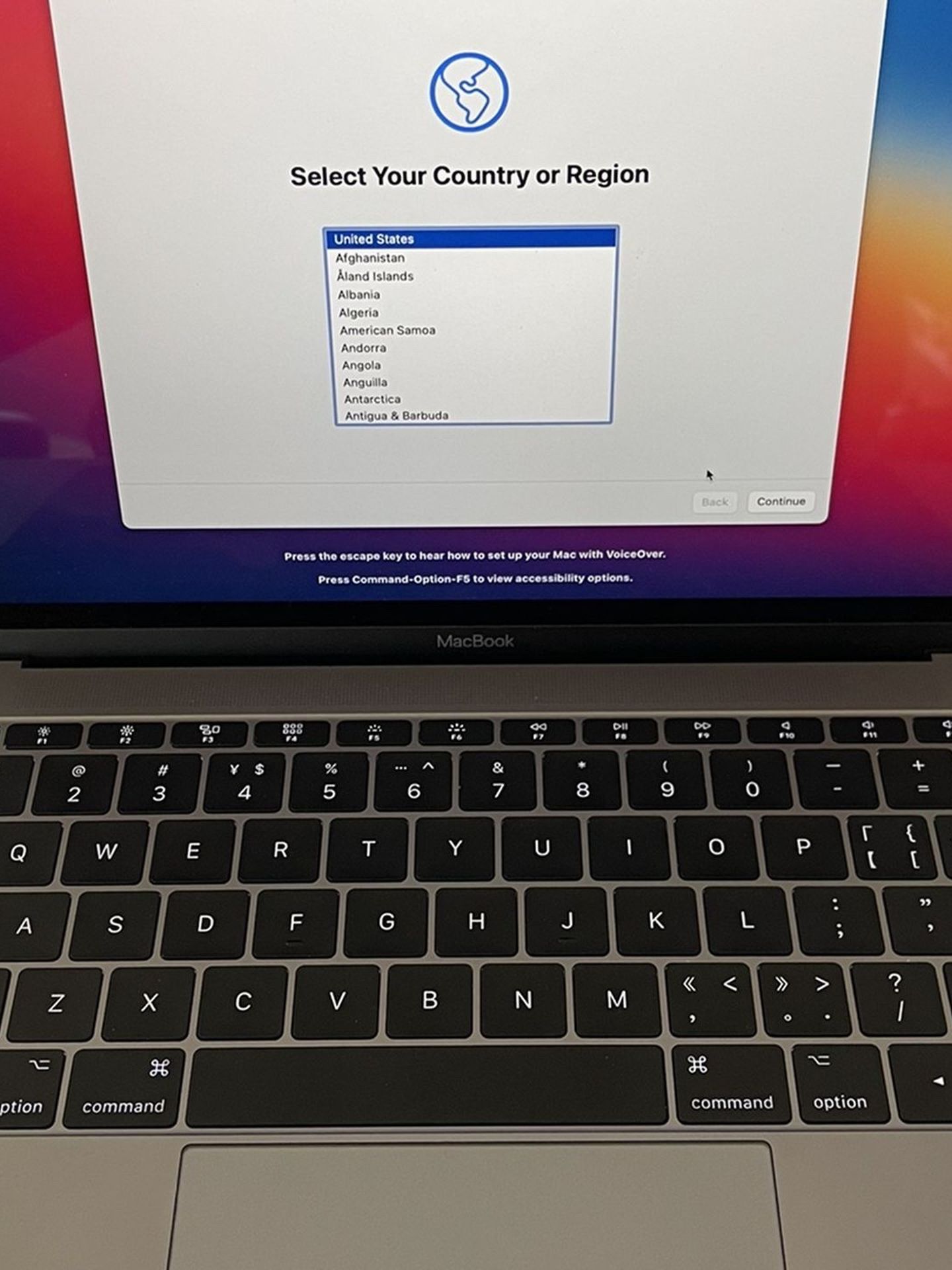 12 Inch MacBook Retina Mid 2017