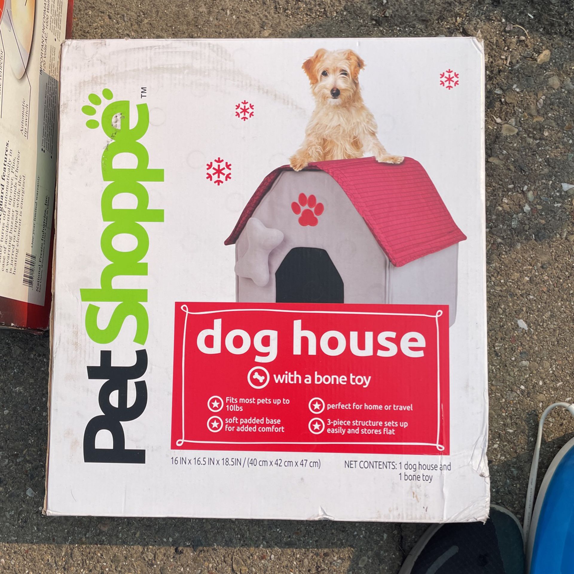 Pet Shoppe Dog House 